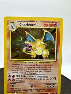 Pokemon TCG Charizard Base Set 4/102 Holo Unlimited Holo Rare - Image 2