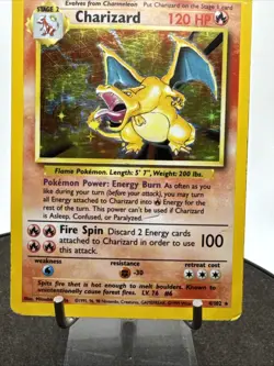 Pokemon TCG Charizard Base Set 4/102 Holo Unlimited Holo Rare - Image 3