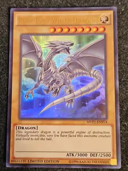 YUGIOH! Blue-Eyes White Dragon MVP1-EN055 MVP1-ENSV4 Ultra Rare NM - Image 1