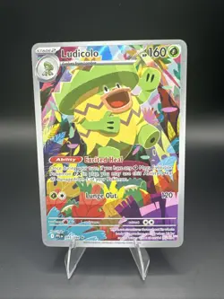 Ludicolo 095/094 Phantasmal Flames Holo Full Art Pokemon Card - Image 1