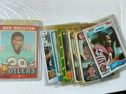 Lot (7) HOF + RC Rookie Sports Cards - Image 1