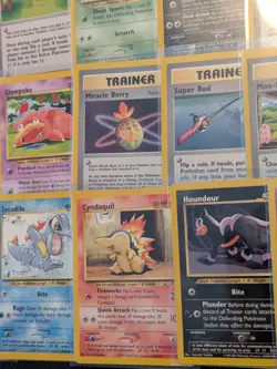 Neo Destiny Discovery Genesis Revelation Pokemon 44 WOTC Cards Total (Lot 223) - Image 3