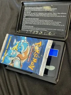 🔥 HEAVY 21.3g Pokemon Base Set Booster Pack (Blastoise) - Vintage WOTC 1999 🔥 - Image 1