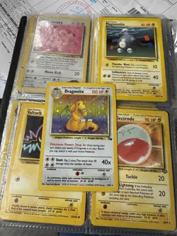 Pokemon TCG Dragonite Holo Rare Card 4/62 Fossil 1999 - Image 1
