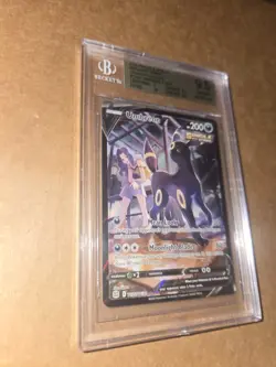 Pokemon TCG Umbreon V TG22/TG30 Trainer Gallery Brilliant Stars BGS 9.5 - Image 3