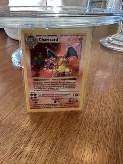 1999 Pokemon Base Set Shadowless #4 Charizard Holo Ungraded - Image 3