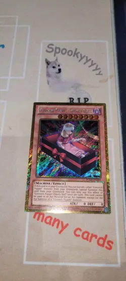 Gimmick Puppet Dreary Doll (LP) PGLD-EN001 Gold Secret Rare - Image 1