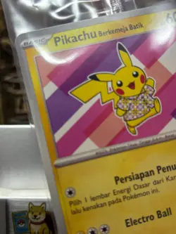 Pokemon Pikachu Berkemeja Batik 190/SV-P Indonesia Journey Sealed Promo - Image 4