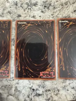 Yu-Gi-Oh Blue-Eyes White Dragon SDK-001 Ultra Rare Unlimited (PLAYSET x3) - Image 4