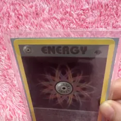 Pokemon TCG Team Rocket 1st Edition Holo Rainbow Energy Card 17/82 - Image 4
