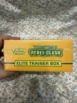 Pokemon Sword and Shield Rebel Clash Elite Trainer Box 820650807008 - Image 5