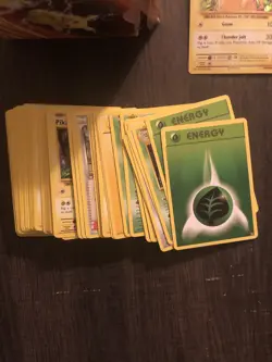 Pokemon Theme Deck Pikachu Power - Image 3