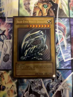 Blue-Eyes White Dragon SDK-001 Ultra Rare Unlimited Edition LP - Image 1