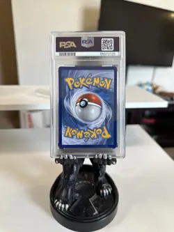 PSA 10 GEM MINT Umbreon Celebrations Classic Collection Holo Pokemon Card 17/17 - Image 2