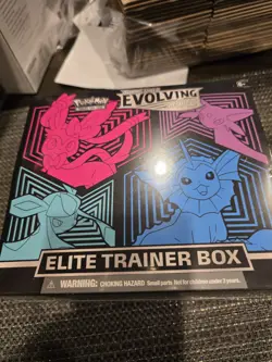 Pokemon TCG Sword & Shield Evolving Skies Elite Trainer Box ETB Factory Sealed - Image 4