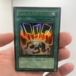 Yugioh Card of Safe Return 1st Edition Ultra Rare LON-029 LP/NM - Image 1