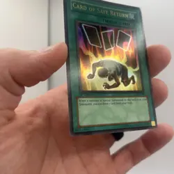 Yugioh Card of Safe Return 1st Edition Ultra Rare LON-029 LP/NM - Image 5