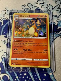 Charizard 25/185 Cracked Ice Holo Rare Deck Exclusive Pokemon 2020 Vivid Voltage - Image 3