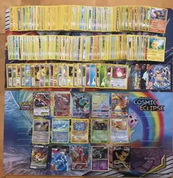 Vintage & Modern Pokemon Card Lot Holo Etc MP-Damaged Charizard 840+ - Image 1