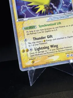 Pokemon TCG Holo Ultra Rare Zapdos ex Nintendo Promo Card 033 Vintage - Image 5