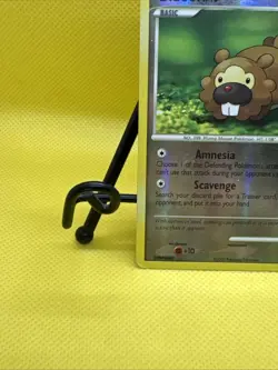 Bidoof #70/130 Reverse Holo Diamond and Pearl Pokemon LP - Image 4