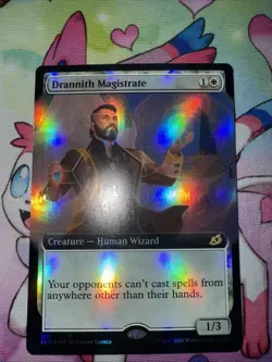 Drannith Magistrate (Extended Art) Ikoria: Lair of Behemoths Foil - Image 1
