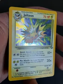 Pokemon TCG Jolteon Jungle 4/64 Holo Unlimited Holo Rare Near Mint - Image 3