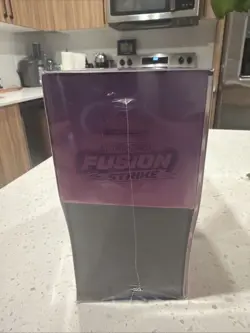 Pokemon TCG SWSH-Fusion Strike Elite Trainer Box SLIGHT TEAR IN SEAL - Image 4