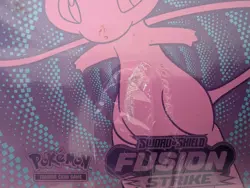 Nintendo Pokemon TCG: Sword & Shield Fusion Strike Elite Trainer Box DAMAGED 820650809330 - Image 2