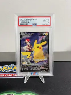 2022 POKEMON SWORD & SHIELD LOST ORIGIN #TG16 FULL ART/PIKACHU V PSA 10 - Image 1