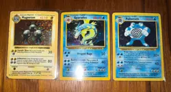 Bulk Vintage Pokemon Cards 250 cards 41 1st editions 3 holos 1 shadowless - Image 1
