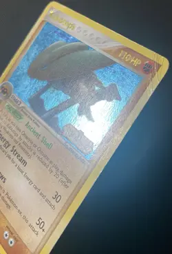 Kabutops 7/92 Legend Maker Reverse Holo *DAMAGED* Pokemon Card - Image 4