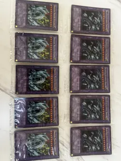 YUGIOH DRAGON MASTER KNIGHT + BLUE-EYES ULTIMATE DRAGON 5 Sets - Image 1