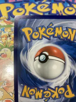 Pikachu V 086/264 Fusion Strike Ultra Rare Holo Pokemon TCG Card NM - Image 4
