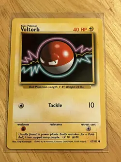 Pokemon TCG Voltorb 67/102 Base Set WOTC 1999 Card Common Unlimited Vintage - Image 1