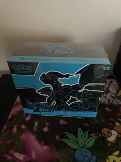 Pokemon Center Scarlet & Violet Black Bolt Elite Trainer Box Pokemon TCG Zekrom - Image 4