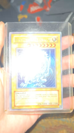 yugioh cards blue-eyes white dragon mint condition - Image 2