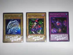 Yu-Gi-Oh! Blue-Eyes White Dragon SDK-001 - Card Lot Signed By Eric Stuart Kaiba 600682787291 - Image 1