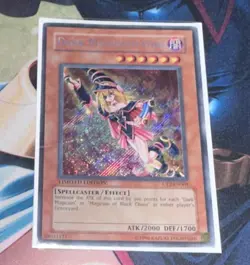 Dark Magician Girl CT2-EN004 Secret Rare Limited Edition Yugioh DMG - Image 1