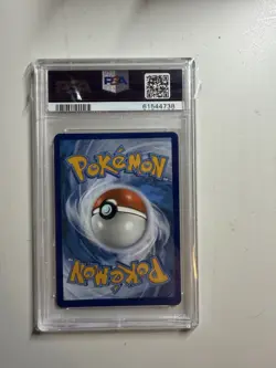 Pokemon Beauty Full Art Secret Rare Vivid Voltage 194/185 Holo PSA 8 - Image 2