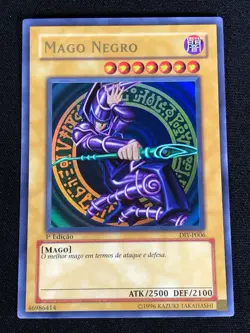 Yugioh Dark Magician DIY-P006 1ST ULTRA (LP)PORTUGESE - Image 1