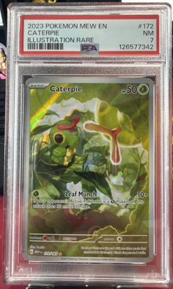 Caterpie 172/165 Illustration Rare 2023 Pokemon Mew En PSA 7 - Image 1