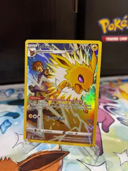 Pokemon Jolteon TG04/TG30 Brilliant Stars Full Art Holo Ultra Rare 100HP - Image 1