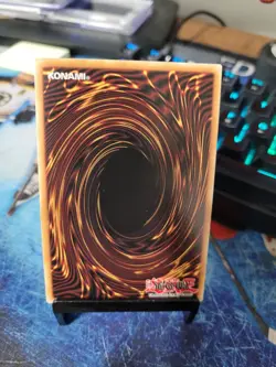 Yugioh Alchemic Magician 1st Edition REDU-EN047 DY 44 - Image 2
