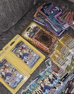 Yu-gi-oh! 1000+ Card Super Bundle (UNOPENED PACKS) with Bonus Cards - Image 5
