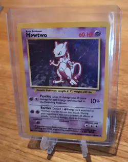 Mewtwo 10/102 Base Set U - Holo Pokemon Card 1999-2000 Wizards Of The Coast - Image 1