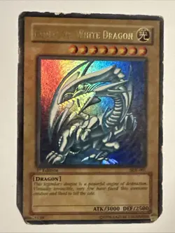 Yugioh! 2002 Blue Eyes White Dragon SDK-001 1st Edition Ultra Rare - Image 1