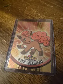 Vulpix #37 Black Label Topps Pokemon 1999 Holo With Top Loader And Sleeve. - Image 1