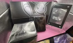 Pokemon TCG 25th Anniversary Umbreon Premium Deck Box, Sleeves, Display Stand - Image 1
