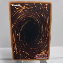 2005 Yu-Gi-Oh! CRV-EN039 Miracle Fusion Ultimate Rare - Image 4